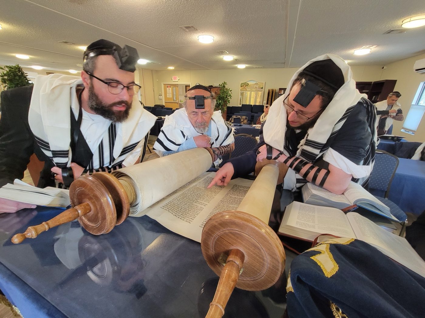 A community moment at Chabad of Venice
